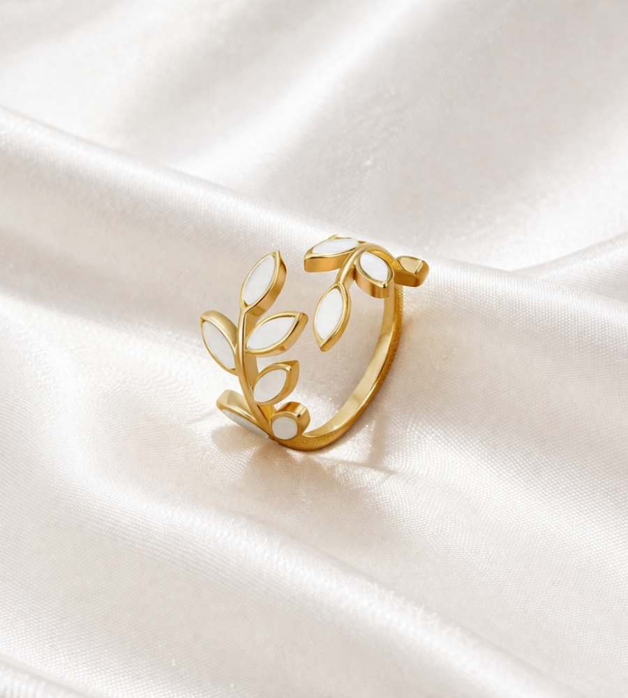 Leaf Gold Ring