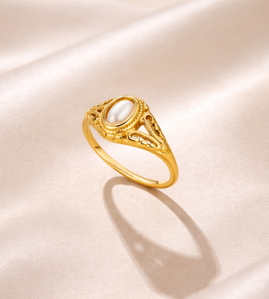 Vintage Pearl Ring