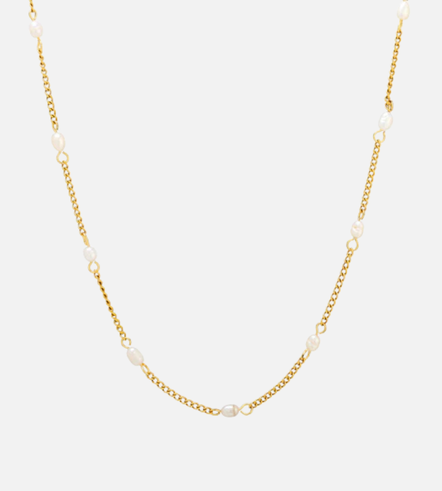 Dainty Pearl Choker