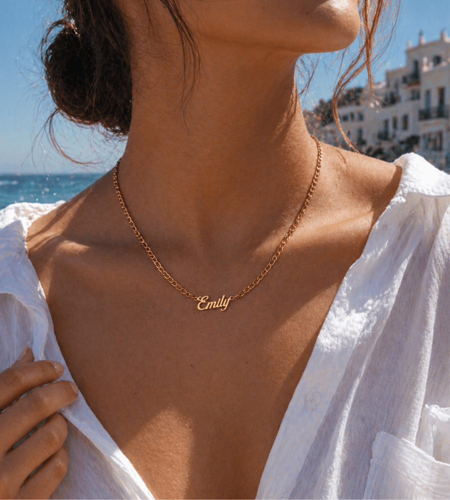 Bold Curb Name Necklace - Mireva Jewelry