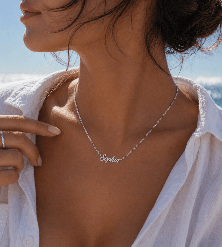 Bold Curb Name Necklace - Mireva Jewelry
