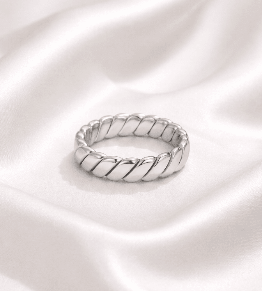 Calira Infinity Ring - Mireva Jewelry