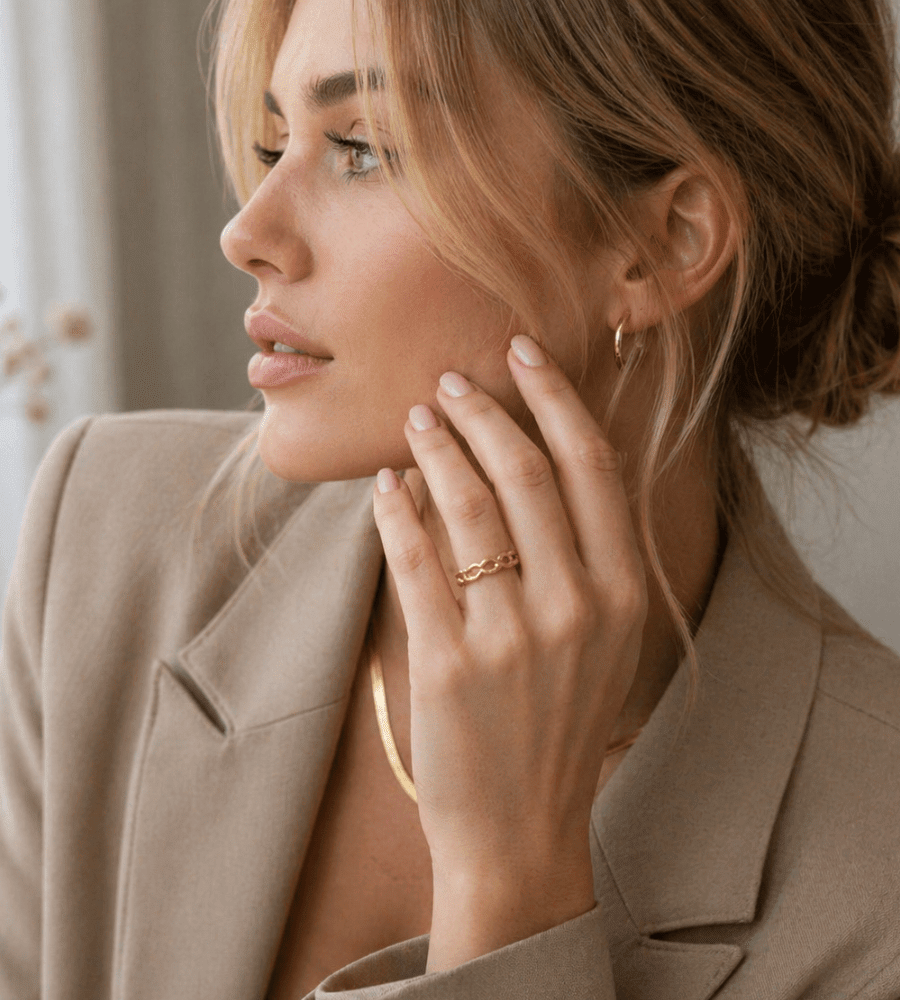 Dainty Twist Ring - Mireva Jewelry
