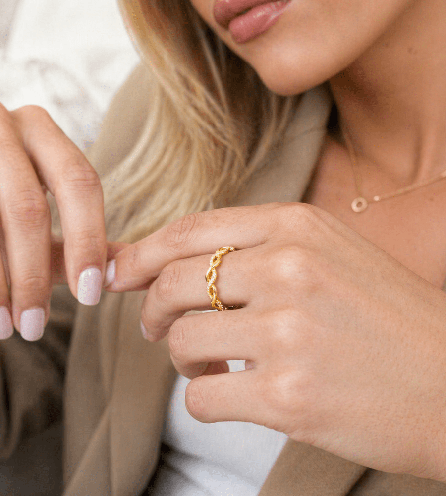 Dainty Twist Ring - Mireva Jewelry