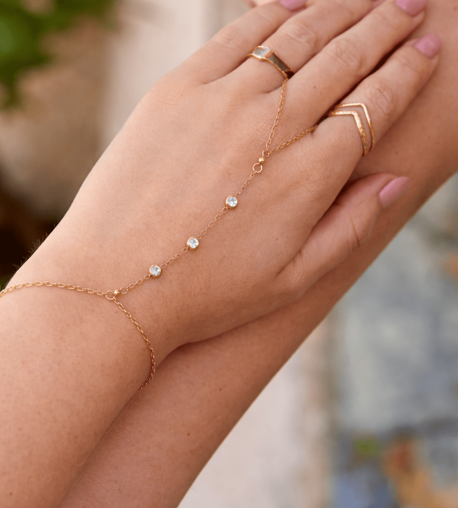 Freya Crystal Chain Bracelet - Mireva Jewelry