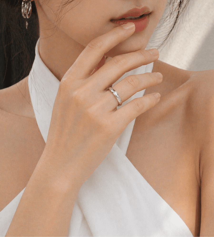 Hammered Band Ring - Mireva Jewelry