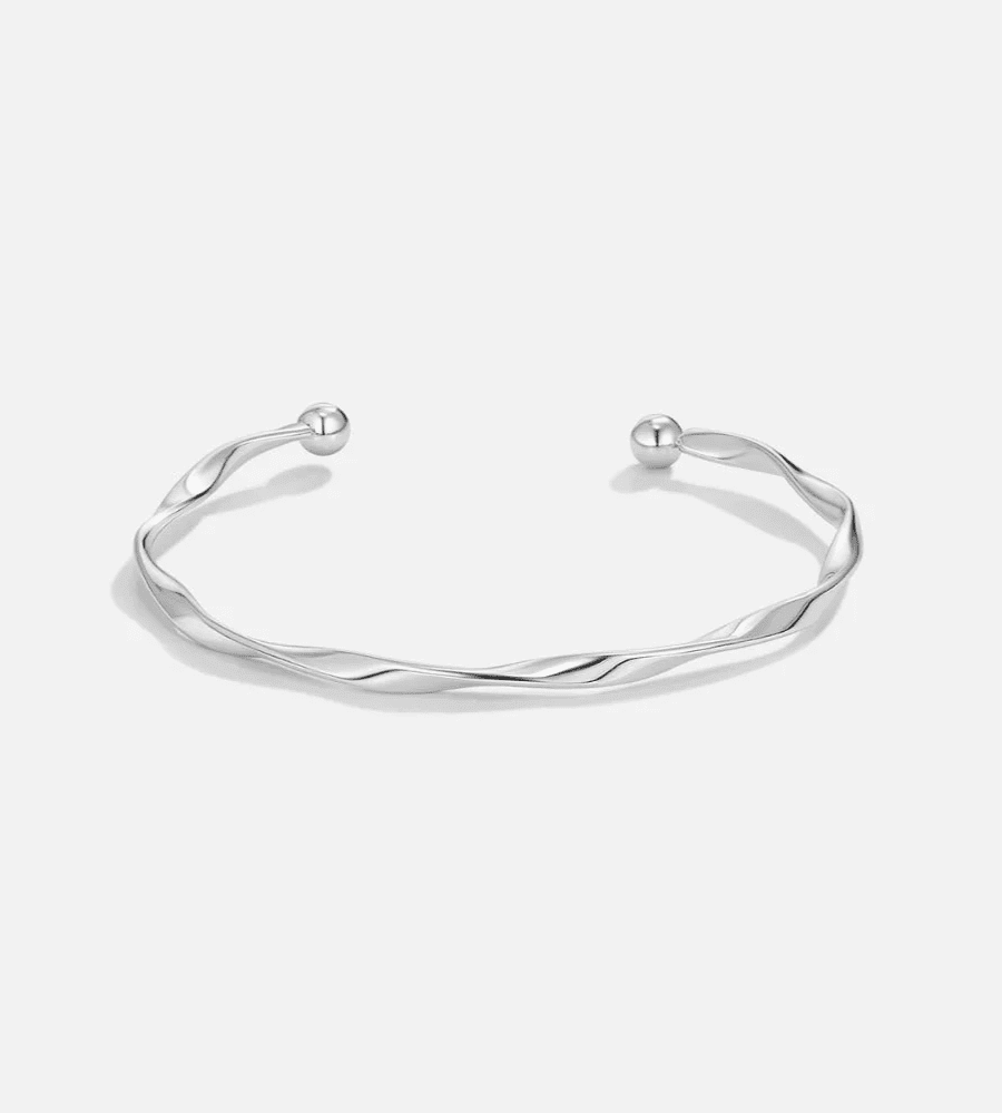 Imari Twisted Bangle - Mireva Jewelry