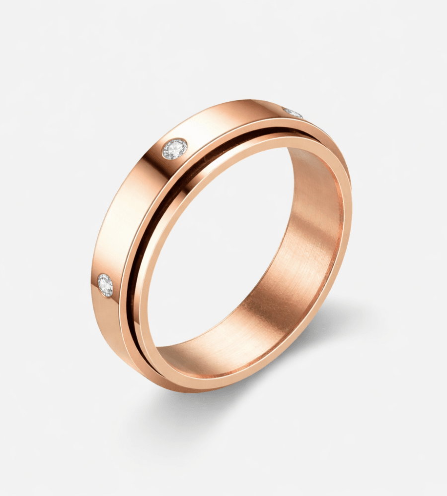 Spins Love Ring - Mireva Jewelry