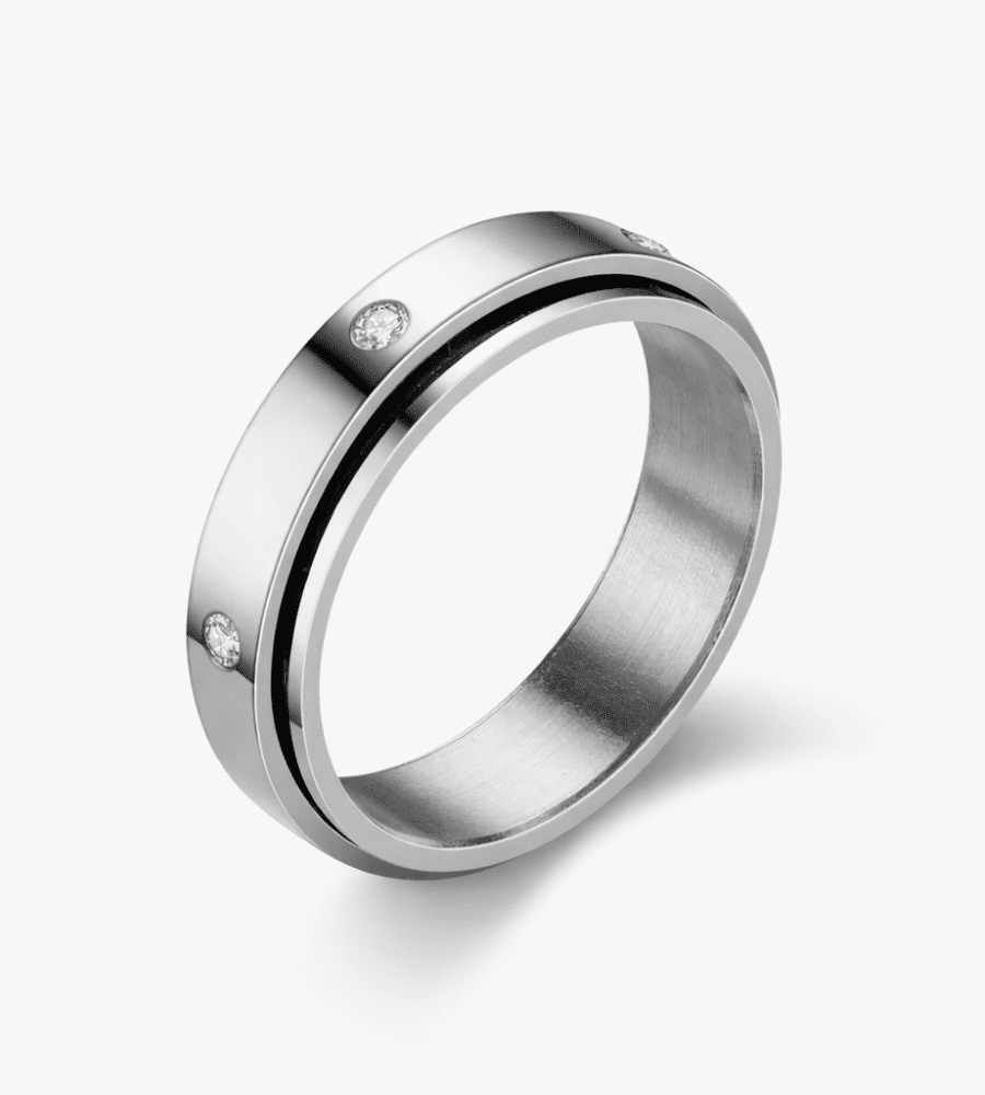 Spins Love Ring - Mireva Jewelry
