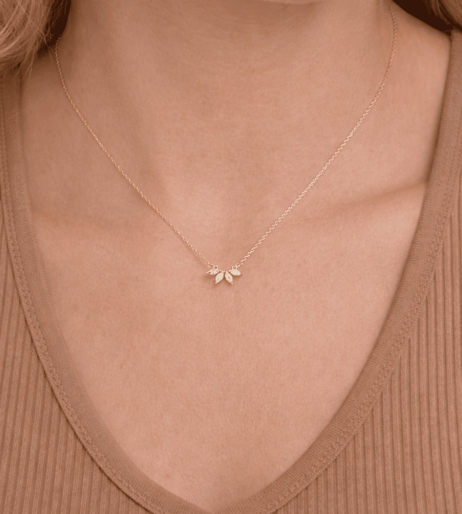 Tiffany Leaf Necklace - Mireva Jewelry
