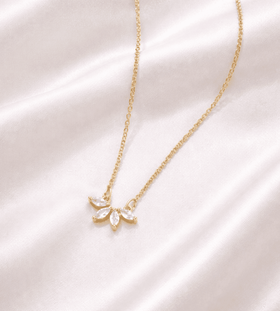 Tiffany Leaf Necklace - Mireva Jewelry