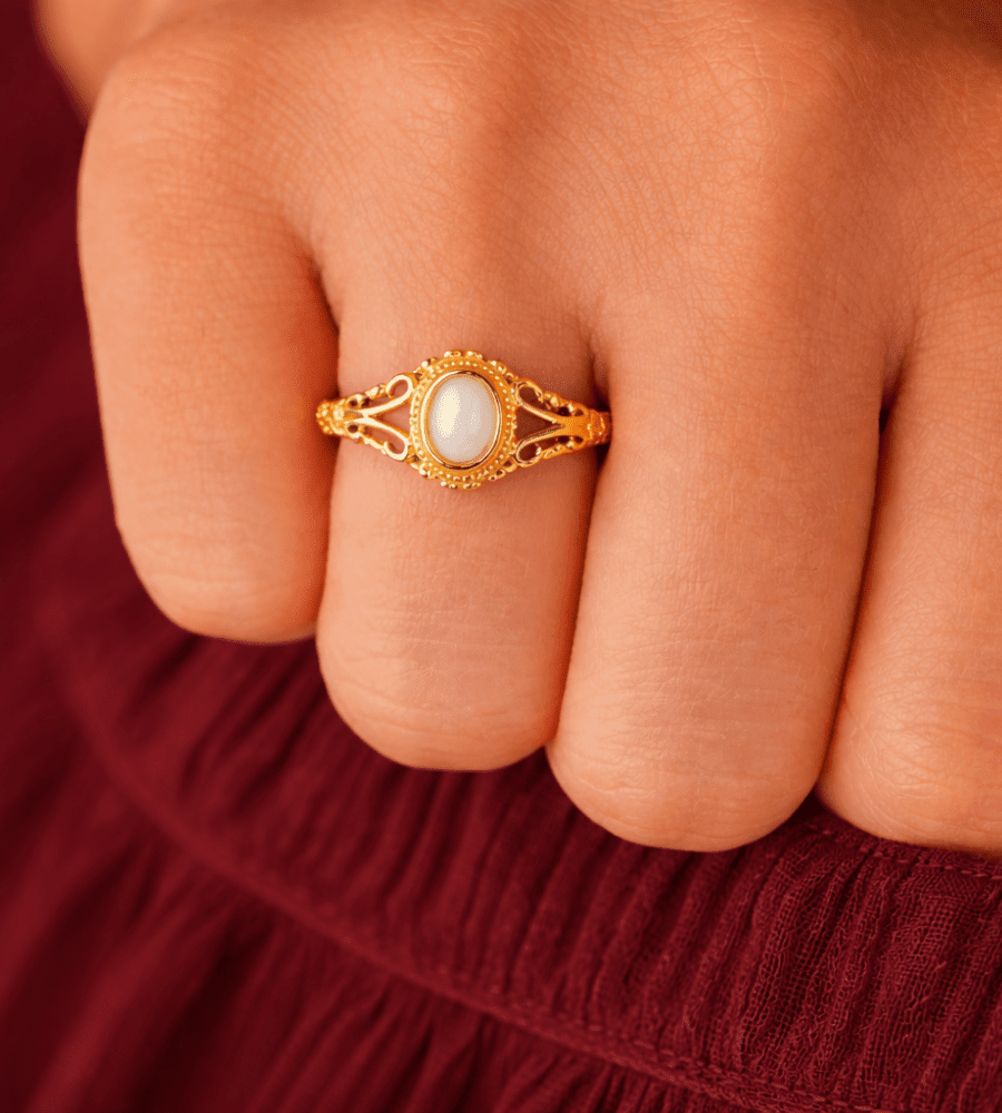 Vintage Pearl Ring - Mireva Jewelry