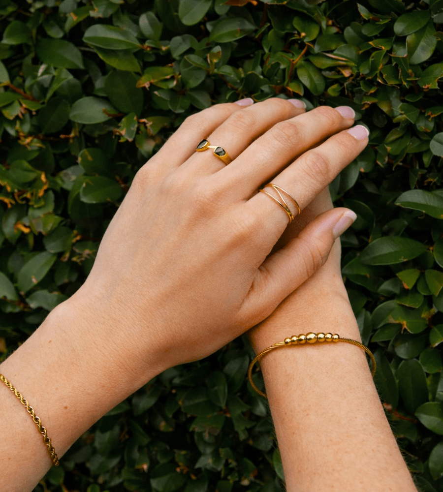 Yuri Bead Bangle - Mireva Jewelry